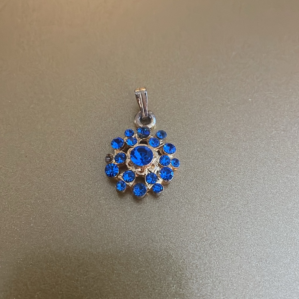Vintage Gold Tone w/ Blue Jewels Charm, 1/2 inch, Vintage Costume Jewelry